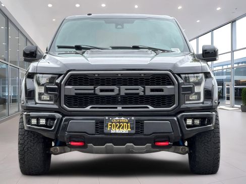 Used 2018 Ford F150 Raptor w/ Equipment Group 802A Luxury AWD/4WD image 9