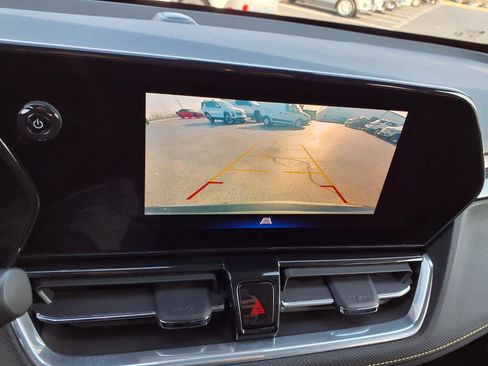 Used 2025 Chevrolet TrailBlazer ACTIV w/ Convenience Package image 6