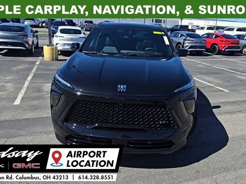 Used 2025 Buick Enclave Sport Touring w/ Power Package image 3