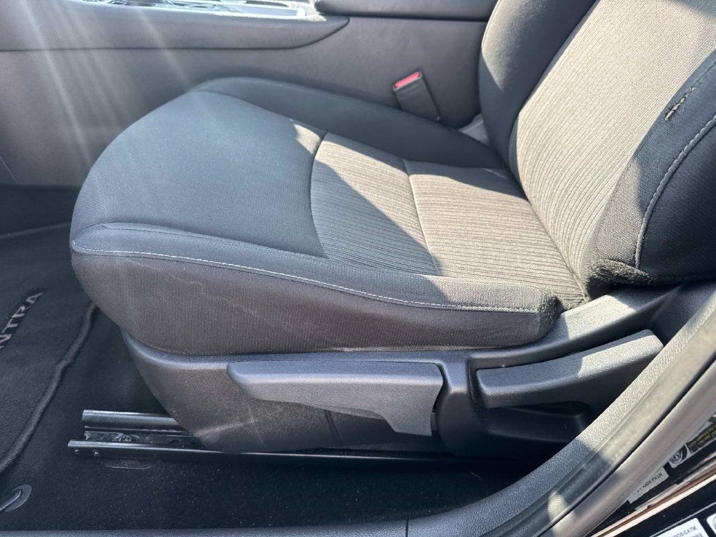 Used 2024 Nissan Sentra SV FWD image 25