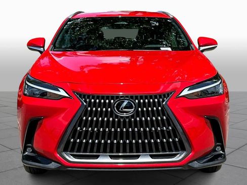 Used 2024 Lexus NX 250 FWD w/ Towing Package (2000 Lbs) image 4