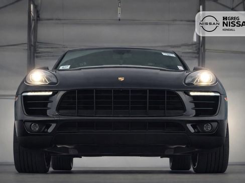 Used 2018 Porsche Macan image 6