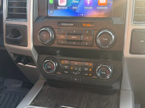 Used 2021 Ford F550 2WD Crew Cab Super Duty image 25