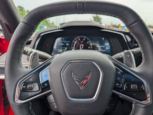 Used 2024 Chevrolet Corvette Stingray Preferred Cpe w/ Battery Protection Package RWD image 15