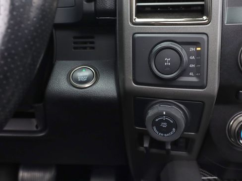 Used 2018 Ford F150 Raptor w/ Equipment Group 802A Luxury image 21