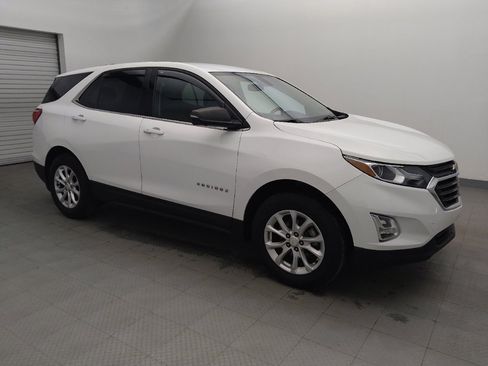 Used 2018 Chevrolet Equinox LT image 11