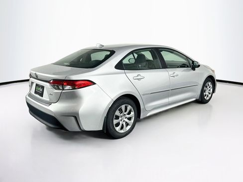 Used 2024 Toyota Corolla LE FWD image 9
