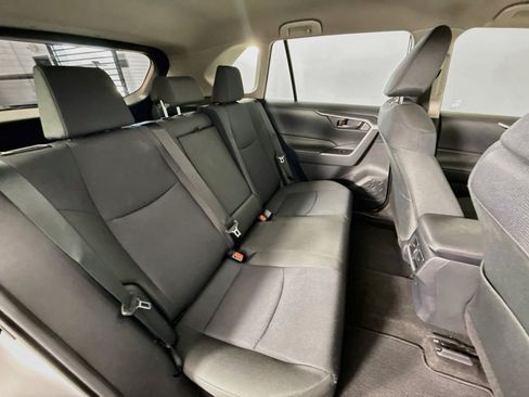 Used 2025 Toyota RAV4 LE AWD/4WD image 23