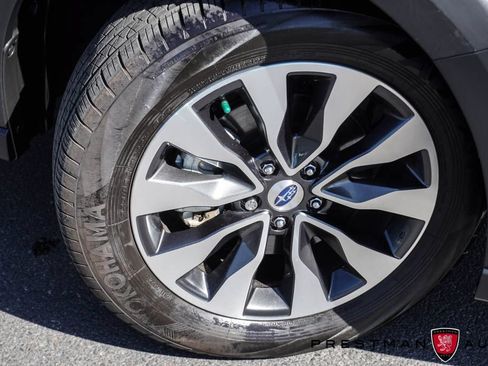 Used 2025 Subaru Outback Touring XT AWD/4WD image 14