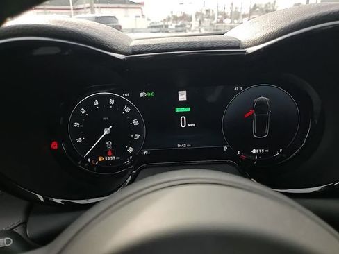 Used 2024 Alfa Romeo Tonale Ti w/ Premium Interior Package image 18