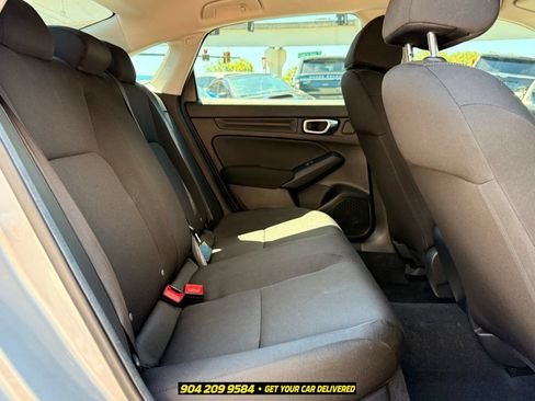 Used 2023 Honda Civic LX image 29