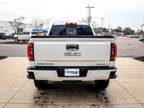 Used 2017 GMC Sierra 1500 Denali image 10