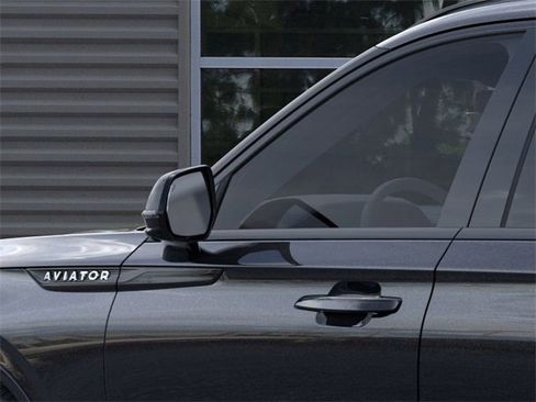 New 2025 Lincoln Aviator 2WD w/ Jet Appearance Package image 20