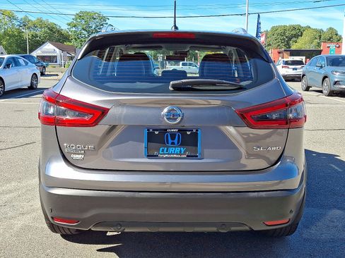 Used 2020 Nissan Rogue Sport SL w/ Premium Package image 5