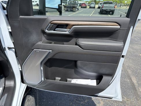 New 2026 Chevrolet Silverado 3500 High Country w/ High Country Premium Package AWD/4WD image 30