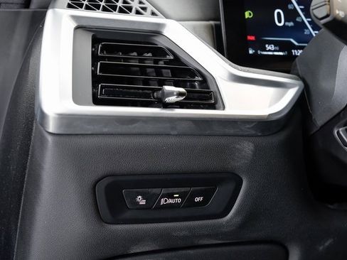 Used 2025 BMW X5 xDrive40i w/ Climate Comfort Package image 10