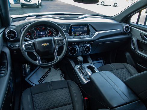 Used 2022 Chevrolet Blazer LT image 27