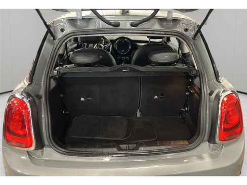 Used 2019 MINI Cooper 2-Door Hardtop w/ Storage Package FWD image 12