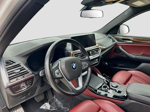 Used 2023 BMW X4 xDrive30i w/ Convenience Package AWD/4WD image 9