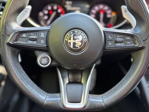Used 2022 Alfa Romeo Stelvio Veloce AWD/4WD image 20