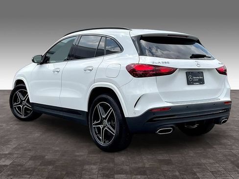 Certified 2024 Mercedes-Benz GLA 250 4MATIC image 4