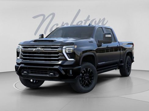 New 2026 Chevrolet Silverado 2500 High Country w/ High Country Premium Package AWD/4WD image 9