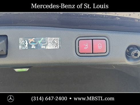 Used 2023 Mercedes-Benz E 350 4MATIC Sedan image 11