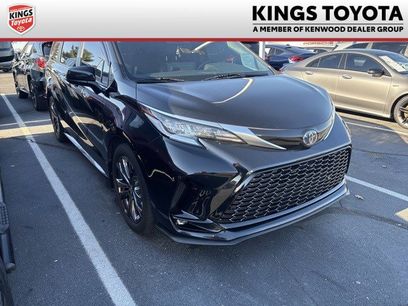 Used 2022 Toyota Sienna XSE