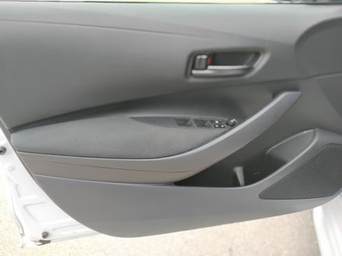 Used 2024 Toyota Corolla LE FWD image 23