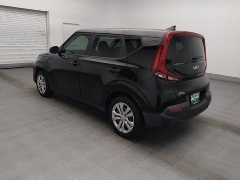 Used 2022 Kia Soul LX FWD image 3