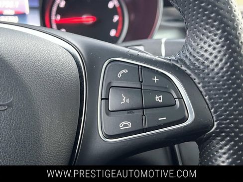 Used 2018 Mercedes-Benz GLC 300 4MATIC image 31