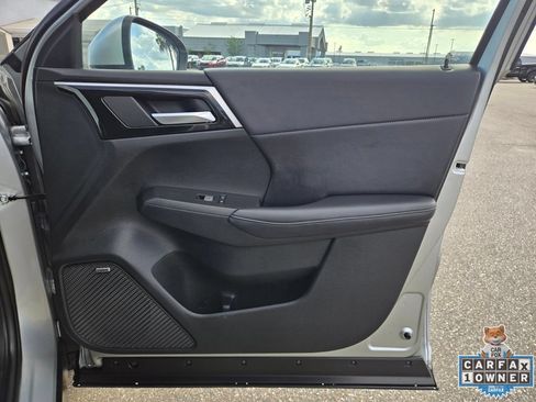 Used 2025 Mitsubishi Outlander SE FWD image 53