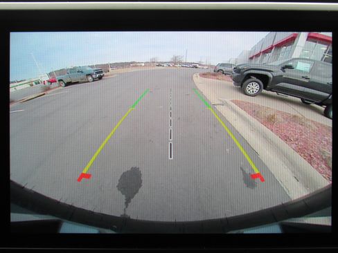 Used 2024 Jeep Wrangler Sahara w/ Safety Group image 21