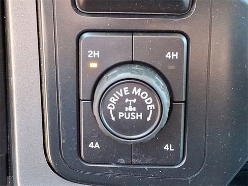 Used 2022 Ford F150 Lariat w/ Equipment Group 502A High image 25