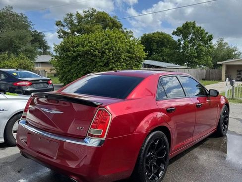 Used 2013 Chrysler 300 Motown image 3