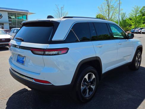 Used 2023 Jeep Grand Cherokee 4WD 4xe image 5