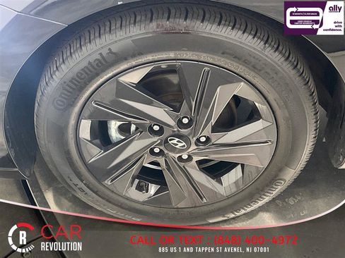 Used 2022 Hyundai Elantra SEL w/ Convenience Package FWD image 46
