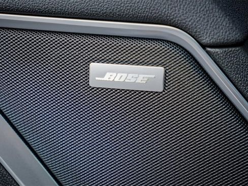 New 2026 GMC Sierra 1500 SLT image 20