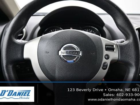 Used 2012 Nissan Rogue S AWD/4WD image 29
