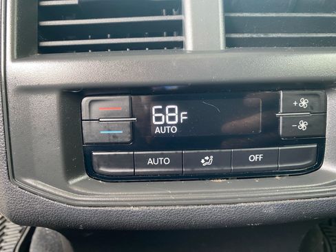 Used 2022 Volkswagen Atlas SE AWD/4WD image 16