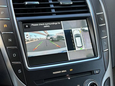 Used 2016 Lincoln MKX Reserve w/ Technology Package image 19