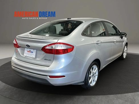 Used 2015 Ford Fiesta SE w/ Equipment Group 201A FWD image 5