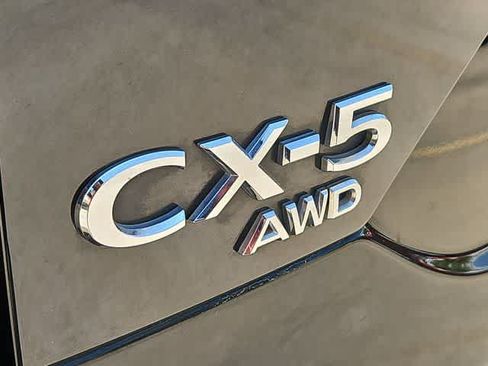 Used 2023 MAZDA CX-5 AWD 2.5 S w/ Select Package image 11