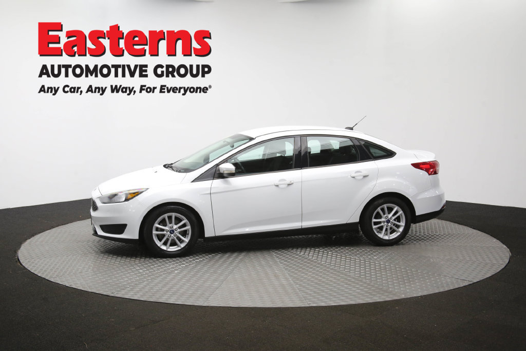 Used 2018 Ford Focus SE w/ Cold Weather Package FWD image 58