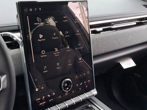 New 2026 GMC Sierra EV Elevation w/ Premium Package image 27