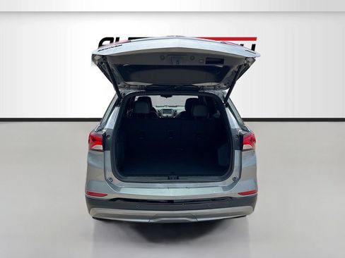 Used 2024 Chevrolet Equinox RS w/ LPO, Floor Liner Package FWD image 24
