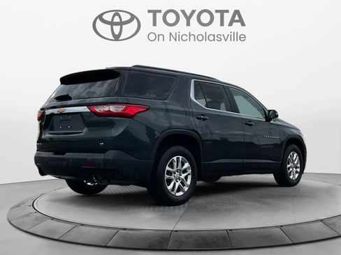 Used 2019 Chevrolet Traverse LT FWD image 5