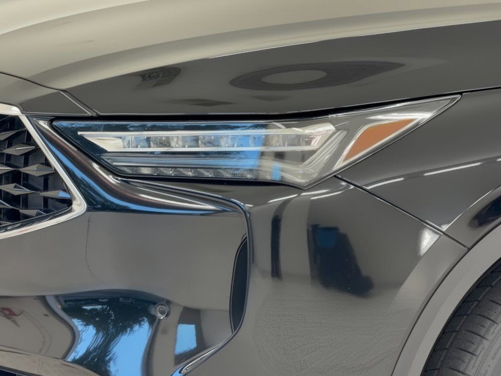 Used 2024 Acura MDX w/ Technology Package FWD image 9