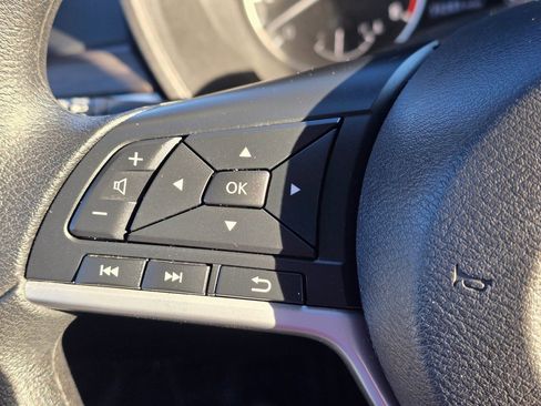 Used 2025 Nissan Altima 2.5 SV image 19