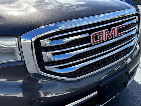 Used 2018 GMC Acadia SLT image 27